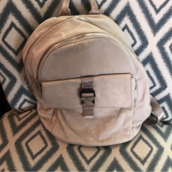 Kipling Handbags - Kipling backpack ⭐️